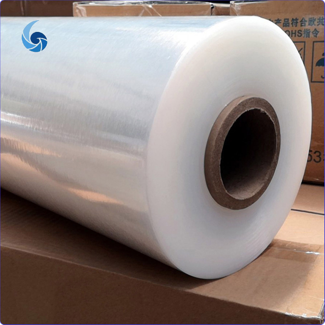  LLDPE пластиковый Jumbo Roll Machine использует упаковочную пленку для упаковки поддонов